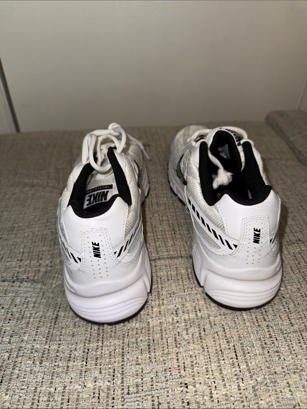 Nike White and Black Running Sneakers with Silver Swoosh - Picture 3 of 4